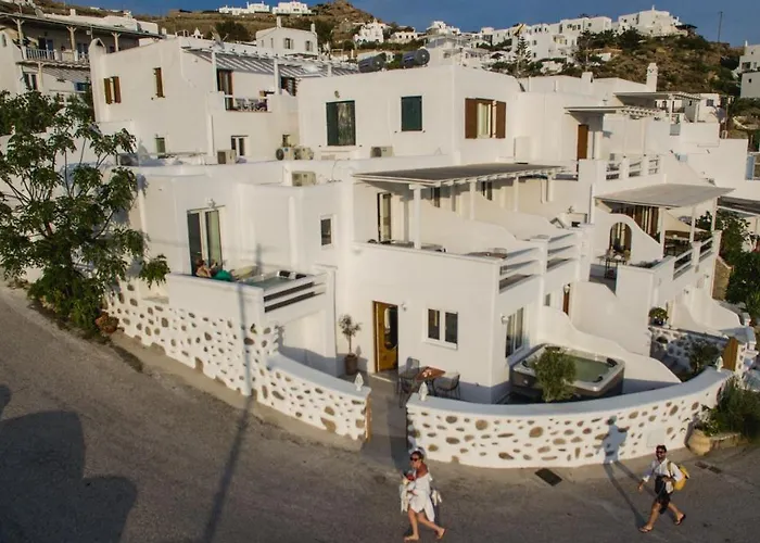 Villa Elina Suites And More