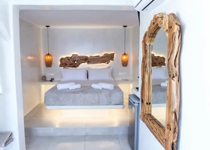 Villa Elina Suites And More
