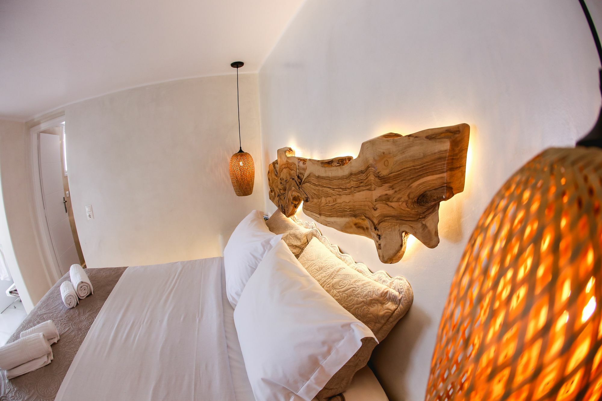 Elina And Guest house