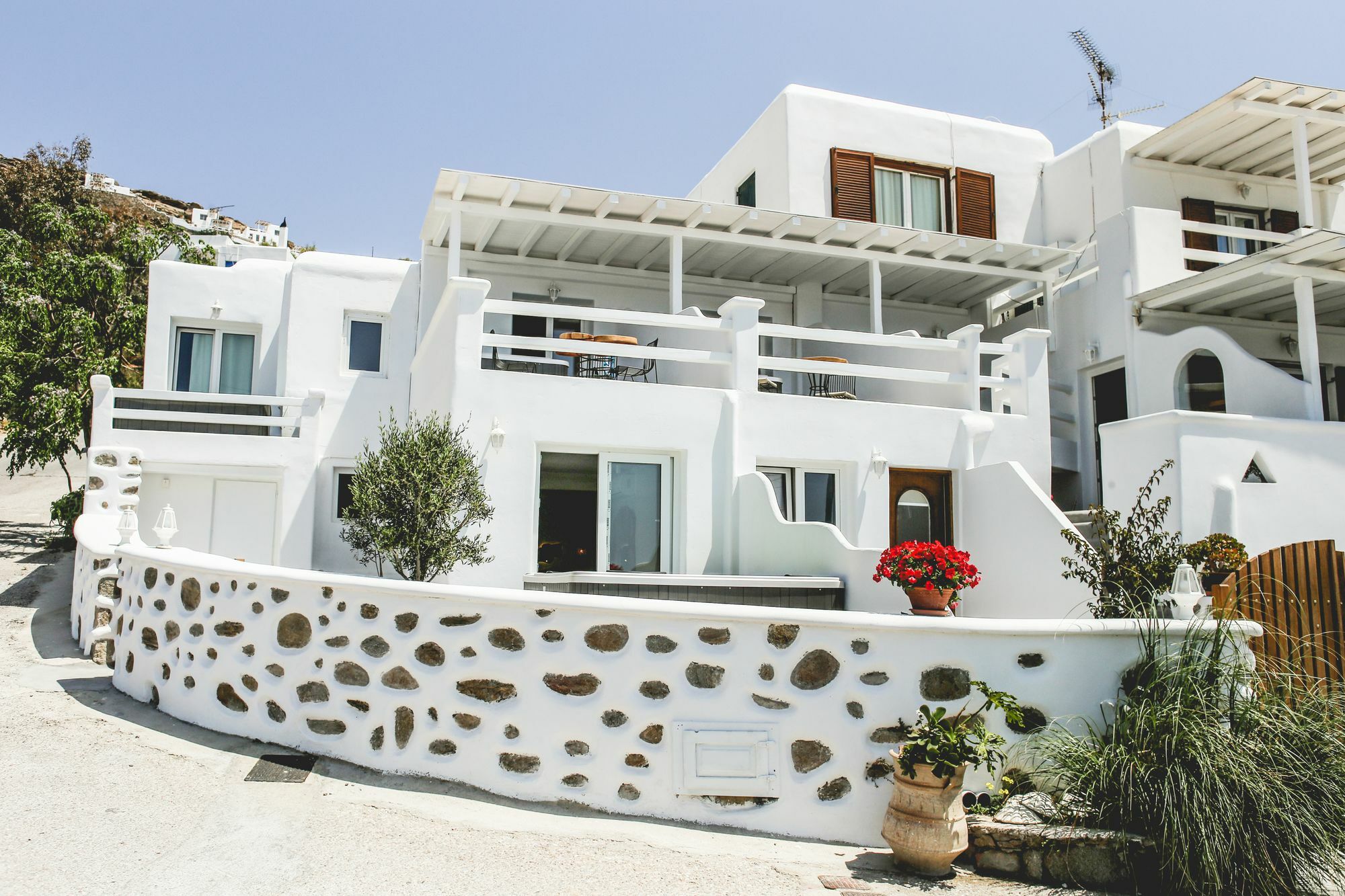 Pensjonat Elina And Agios Stefanos Avliotes